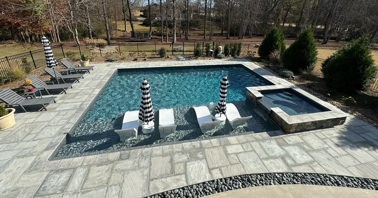 Custom vinyl pool build